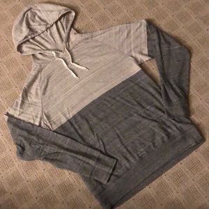 Men’s Two Tone Hooded Pullover Top